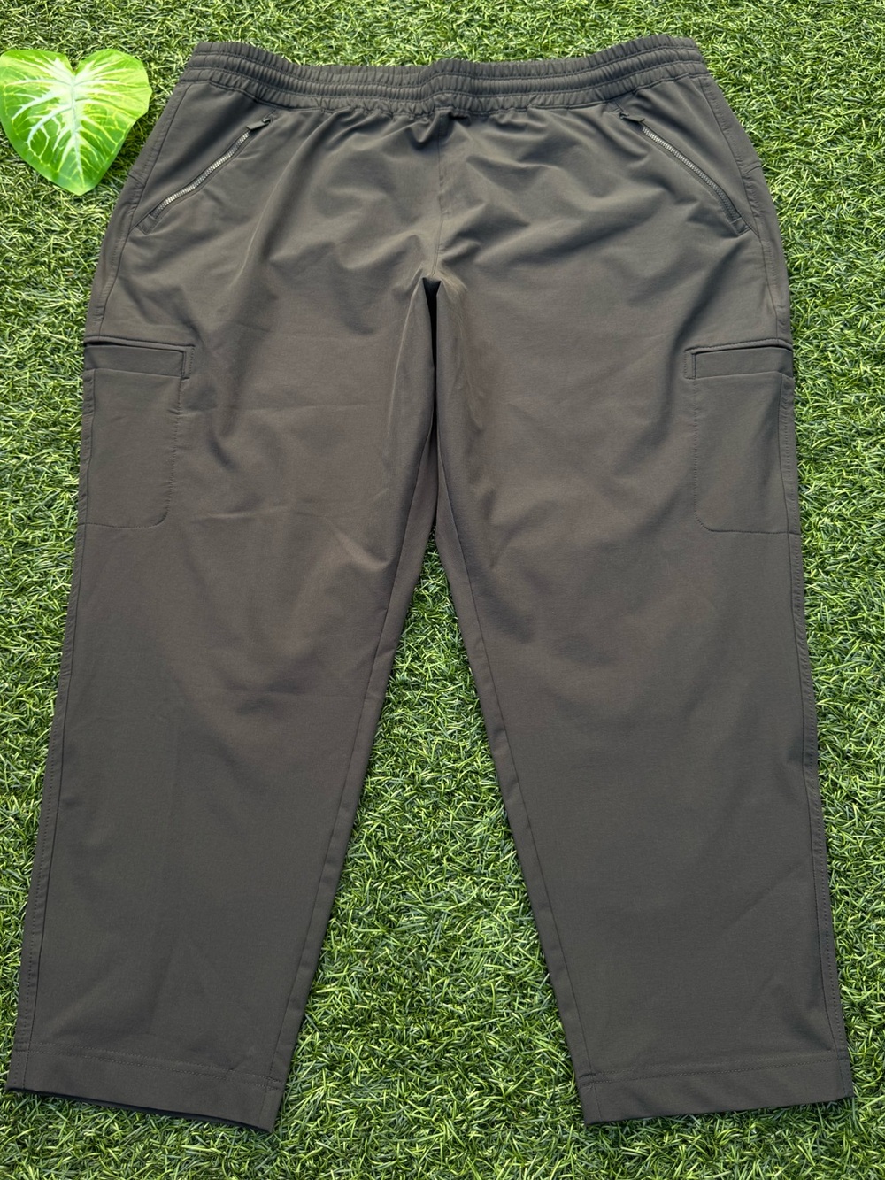 💚 Old Navy StretchTech Cargo Pants 2X Olive Green Quick Dry Activewear